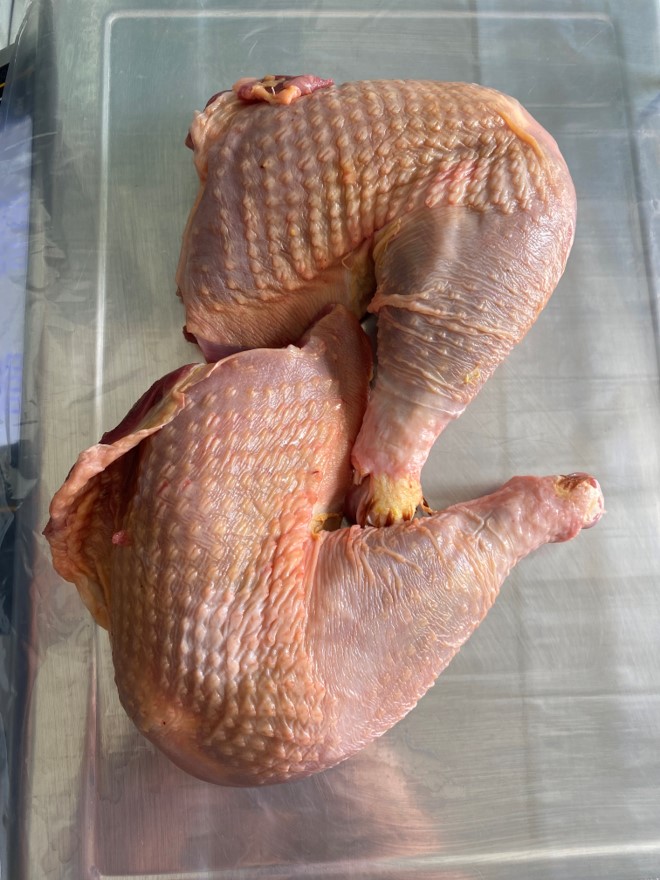 Cuisses de poulet (prix pour 1 kg)